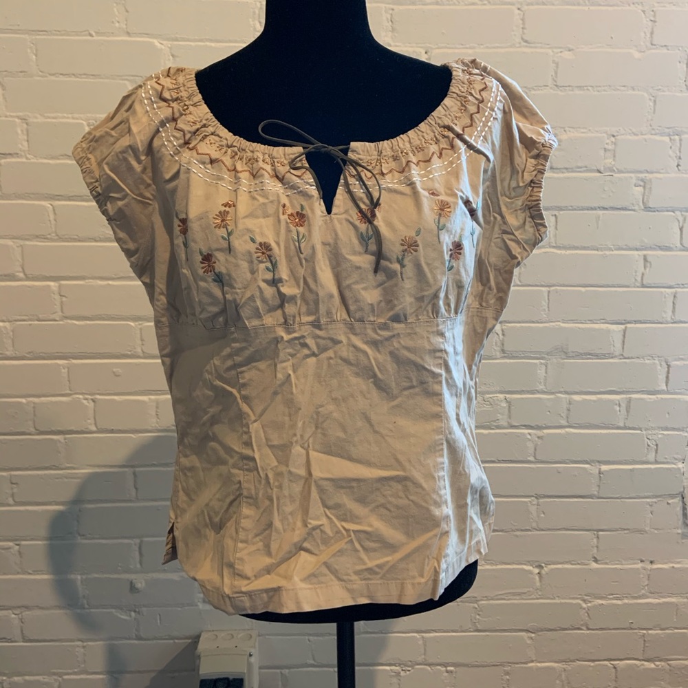 Women’s L Fiorlini International tan blouse